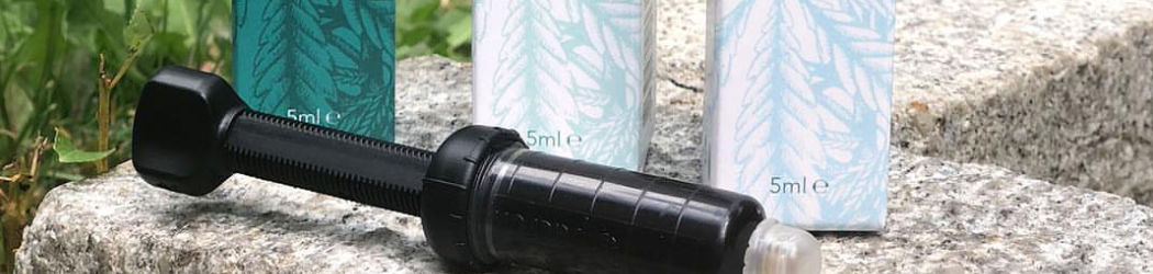 CBD PASTE der Cannabis Pflanze mit 30 % CBD Anteil. Ohne THC. Biologisch und vegan produziert von Nordic Oil. 17 CBD Paste ist ein "Vollspektrum-Extrakt" von Nordic Oil aus Skandinavien. Biologische Qualität. Vegan produziert.