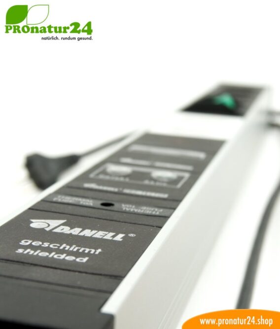 Geschirmte PC Steckdosenleiste SCHWEIZ mit Vollschutz-Filtersystem, 6-fach (4+2) - filtert auch HF bis 80 MHz (PLC Powerline)